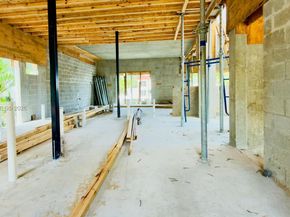 2377 SE 15th St, Pompano Beach FL 33062