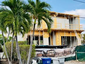 2377 SE 15th St, Pompano Beach FL 33062