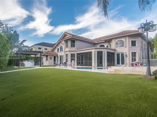 1091 SW 156th Ave, Pembroke Pines FL 33027