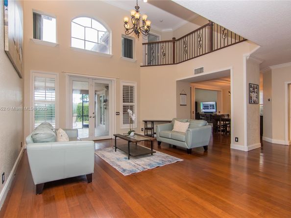 1091 SW 156th Ave, Pembroke Pines FL 33027