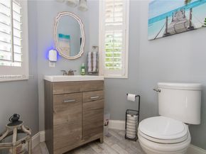 1091 SW 156th Ave, Pembroke Pines FL 33027