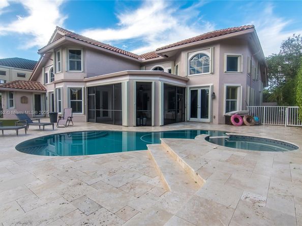 1091 SW 156th Ave, Pembroke Pines FL 33027