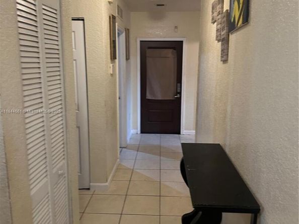 1845 NW 44th St, Miami FL 33142