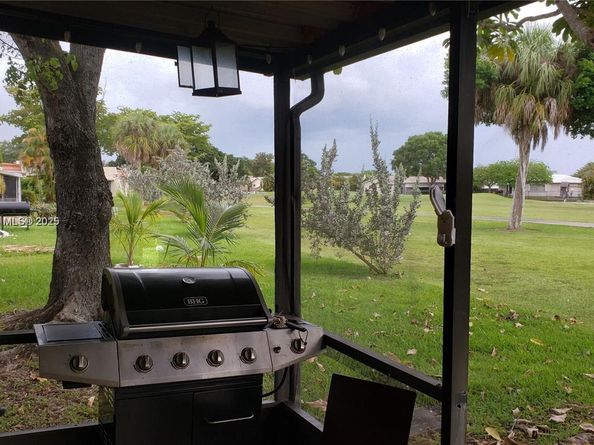 6530 NW 98th Ter B25, Tamarac FL 33321