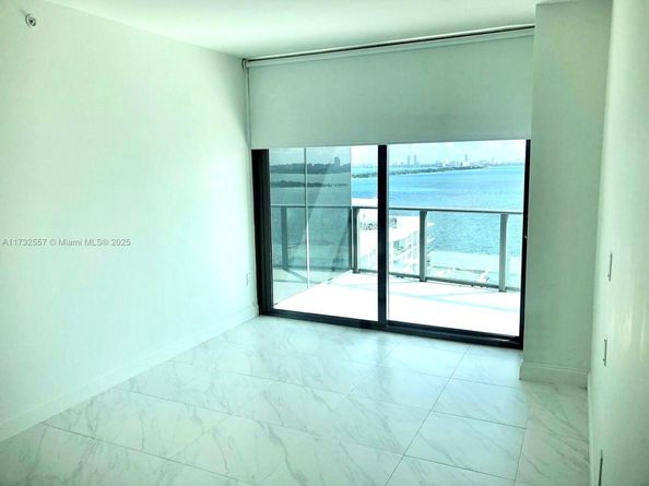 460 NE 28th St 1602, Miami FL 33137