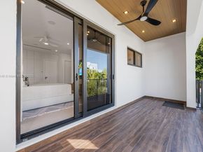 1220 NE 13th Ave, Fort Lauderdale FL 33304