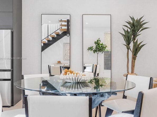 1220 NE 13th Ave, Fort Lauderdale FL 33304