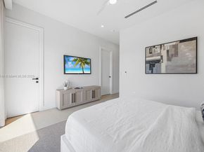 1220 NE 13th Ave, Fort Lauderdale FL 33304