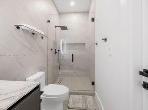 1220 NE 13th Ave, Fort Lauderdale FL 33304