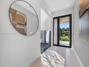 1220 NE 13th Ave, Fort Lauderdale FL 33304