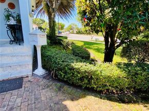 1135 SW 62nd Ave, West Miami FL 33144