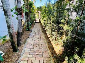 1135 SW 62nd Ave, West Miami FL 33144