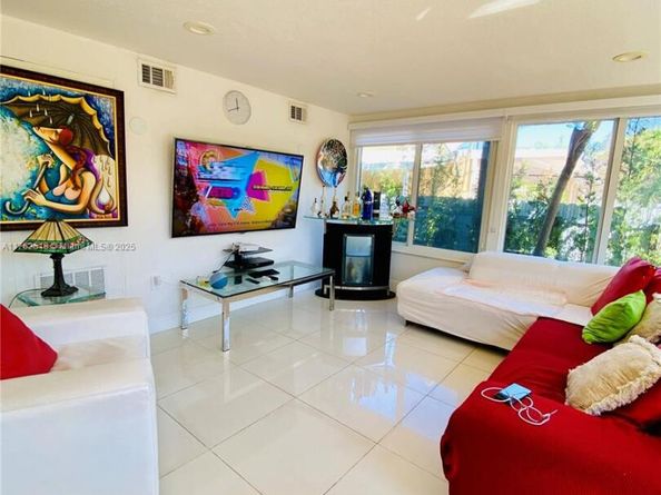 1135 SW 62nd Ave, West Miami FL 33144