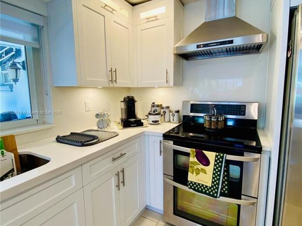 1135 SW 62nd Ave, West Miami FL 33144