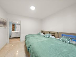 1850 S Ocean Dr 3301, Hallandale Beach FL 33009