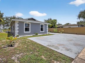 3211 NW 191st St, Miami Gardens FL 33056