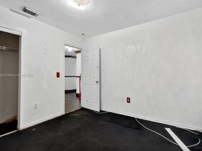 3211 NW 191st St, Miami Gardens FL 33056