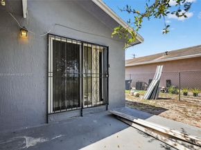 3211 NW 191st St, Miami Gardens FL 33056
