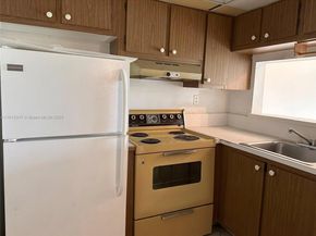 9090 Lime Bay Blvd 106, Tamarac FL 33321