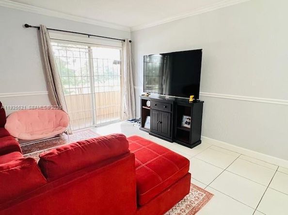 17530 NW 68th Ave C2007, Hialeah FL 33015