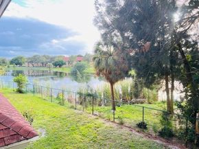 17530 NW 68th Ave C2007, Hialeah FL 33015