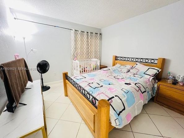 17530 NW 68th Ave C2007, Hialeah FL 33015