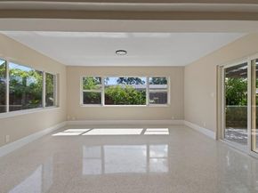 570 SE 2nd Avenue, Pompano Beach FL 33060