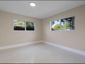 570 SE 2nd Avenue, Pompano Beach FL 33060