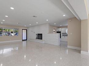 570 SE 2nd Avenue, Pompano Beach FL 33060