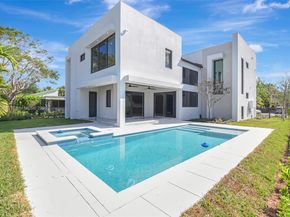 1419 N Lakeside Dr, Lake Worth FL 33460