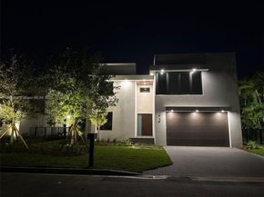 1419 N Lakeside Dr, Lake Worth FL 33460