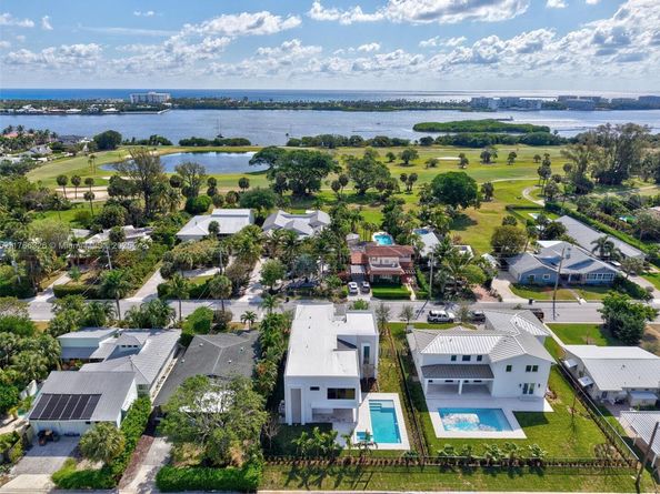 1419 N Lakeside Dr, Lake Worth FL 33460