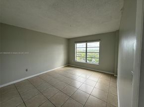 4174 Inverrary Dr 604, Lauderhill FL 33319