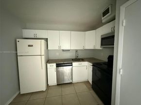 4174 Inverrary Dr 604, Lauderhill FL 33319