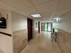 4174 Inverrary Dr 604, Lauderhill FL 33319