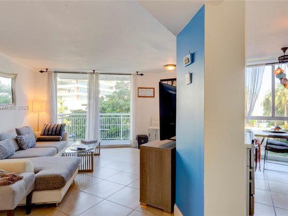 1688 West Ave 203, Miami Beach FL 33139