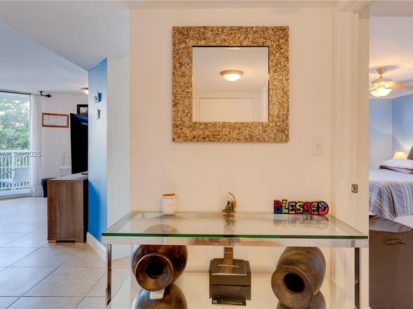 1688 West Ave 203, Miami Beach FL 33139