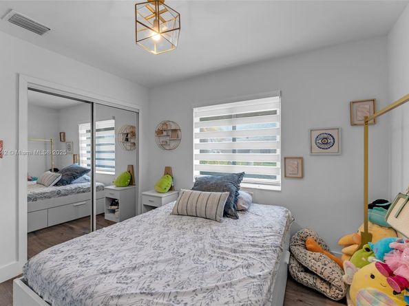 13305 SW 22nd Ter, Miami FL 33175