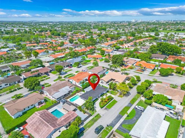 13305 SW 22nd Ter, Miami FL 33175