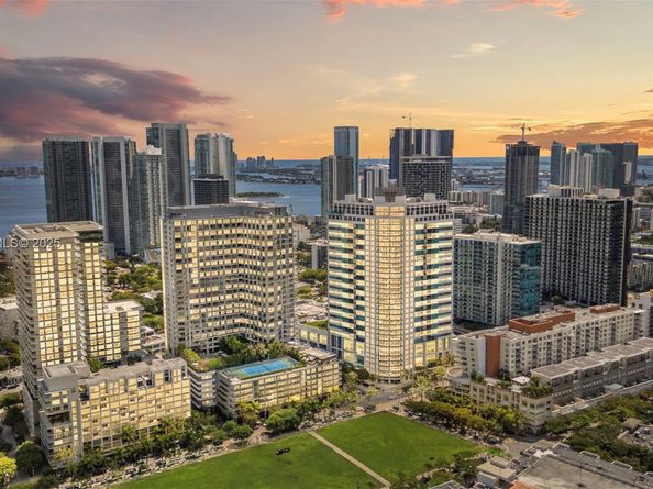 3301 NE 1st Ave H1510, Miami FL 33137