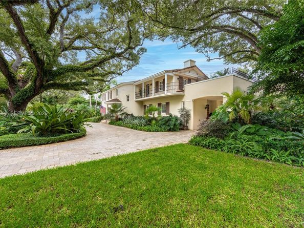 1036 S Greenway Dr, Coral Gables FL 33134