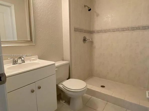 77 E 4th St A106, Hialeah FL 33010