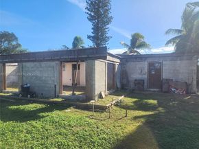 10465 SW 178th St, Miami FL 33157