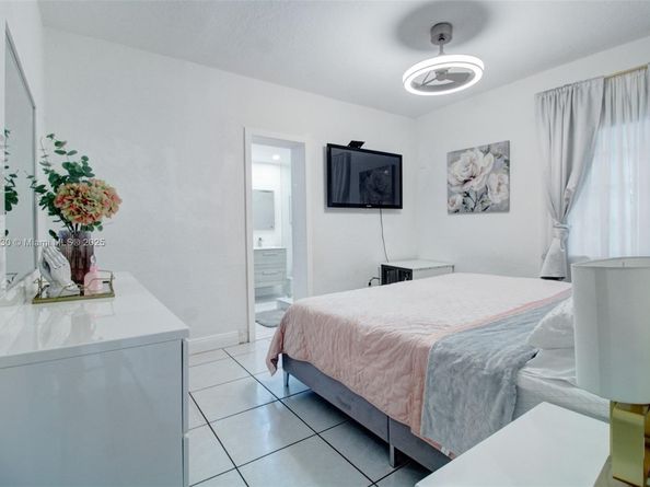 466 E 19th St, Hialeah FL 33013