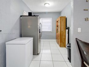 466 E 19th St, Hialeah FL 33013