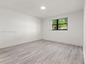 9821 Nob Hill Ct 9821, Sunrise FL 33351