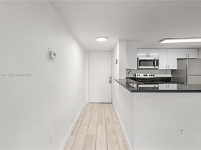 9821 Nob Hill Ct 9821, Sunrise FL 33351