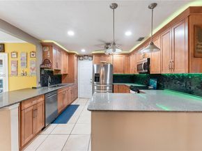 10100 SW 50th Ct, Cooper City FL 33328