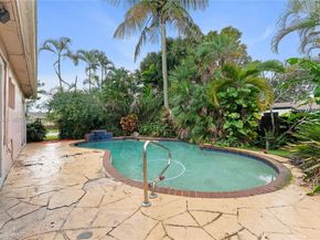 10100 SW 50th Ct, Cooper City FL 33328