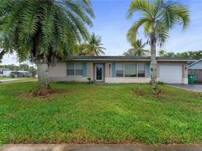 10100 SW 50th Ct, Cooper City FL 33328